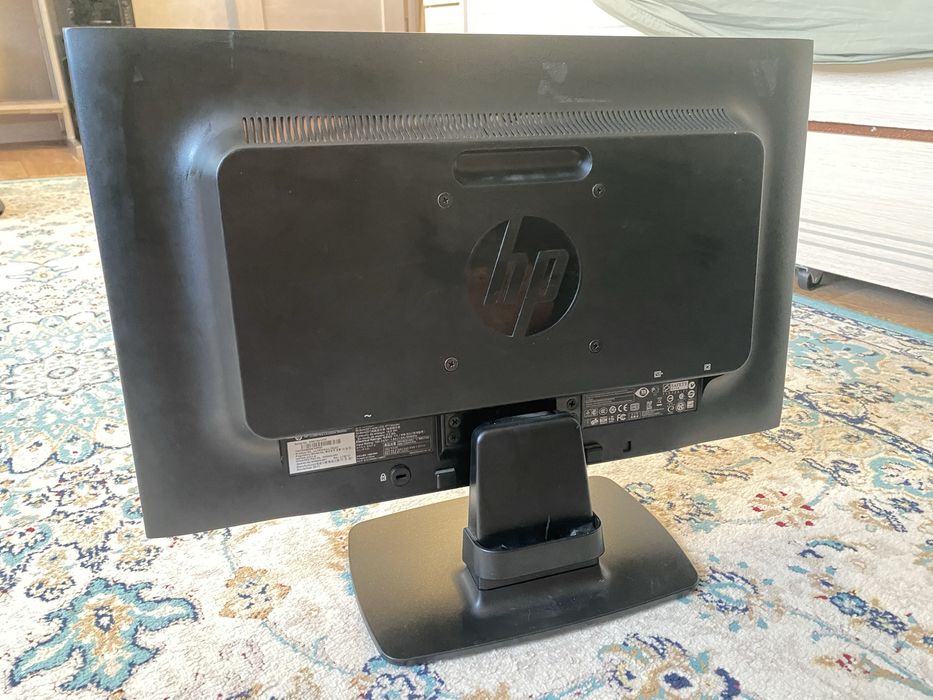 Монитор HP 20 дюйм