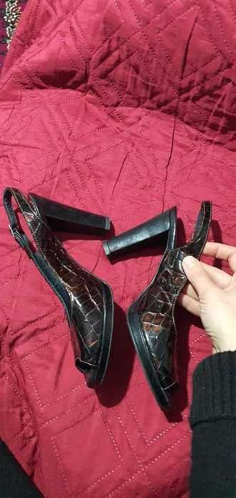 Sandale maro toc-79 ron