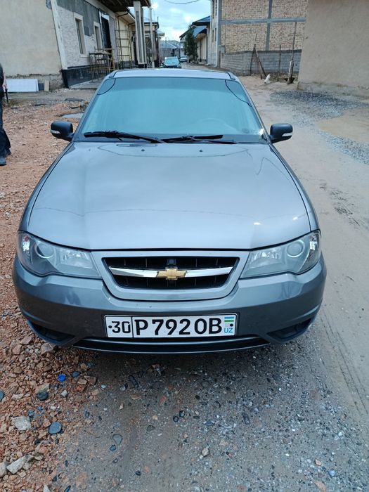 Nexia 1.6 Dons sotiladi