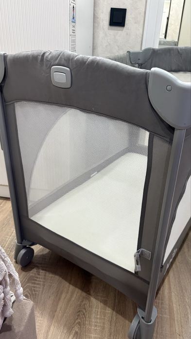 Кровать-манеж Joie Kubbie Sleep