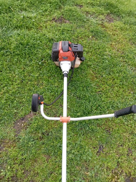 Христорез/тример за трева вики