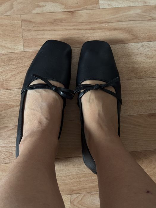 Кожаные балетки Zara 37р