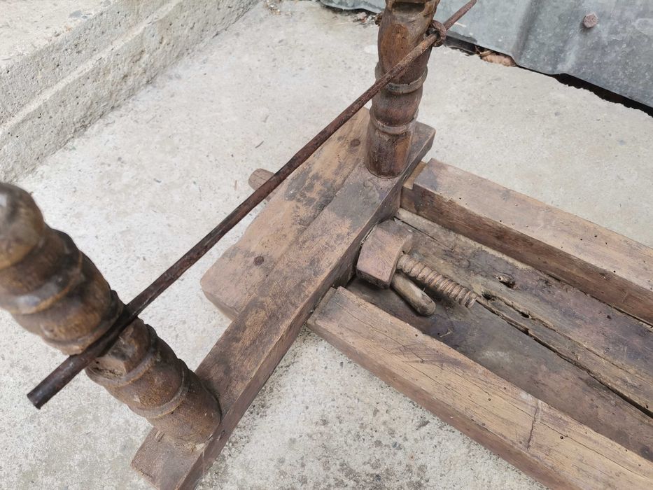 Стар стлгодишен чакрък