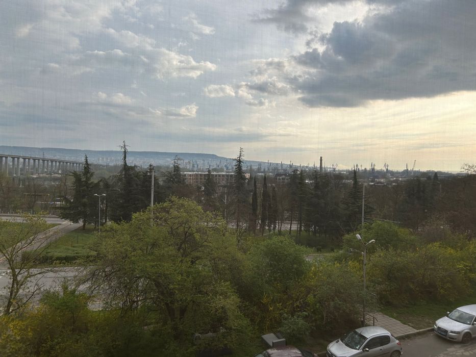 Продавам 2 стаен (Гарсониера)