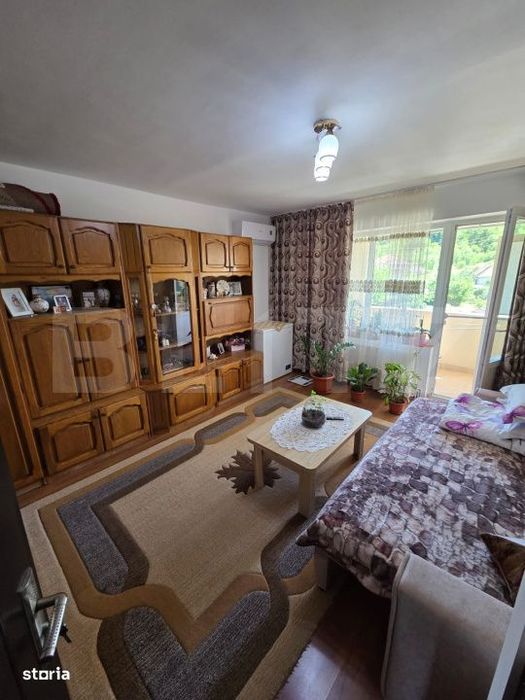Apartament de vanzare, 3 camere & balcon, Cehu Silvaniei