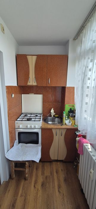 Vand apartament 2 camere transformat in 3 camere