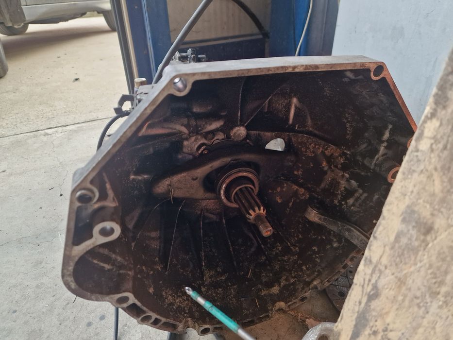 5 ZF Ръчна скоростна кутия от V8 e34