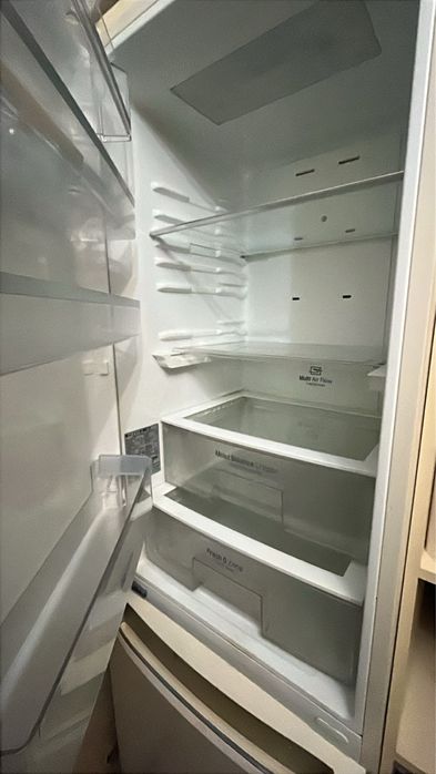 Холодильник на запчасть