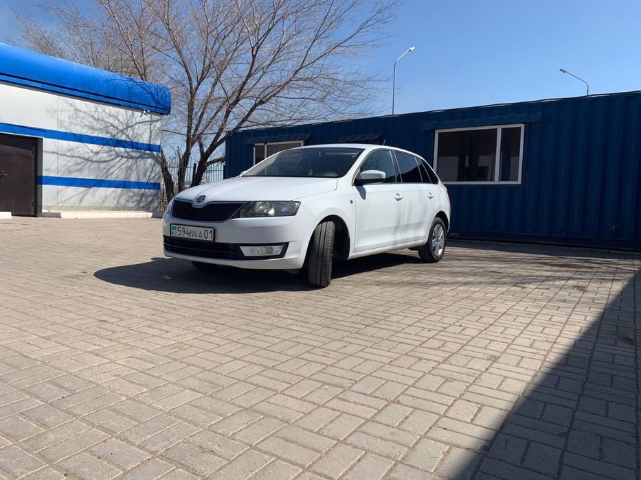 Срочно Продам авто Skoda Rapid