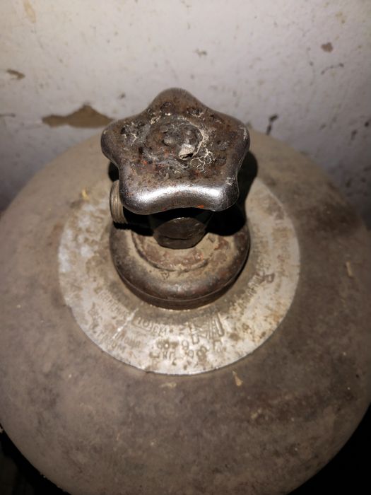 Продам газовый баллон