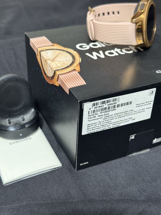 Samsung Galaxy Watch 42mm (Rose Gold)
