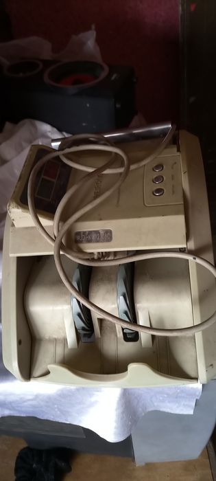 Пул санайдиган аппарат сотилади, ичи очилмаган енги,