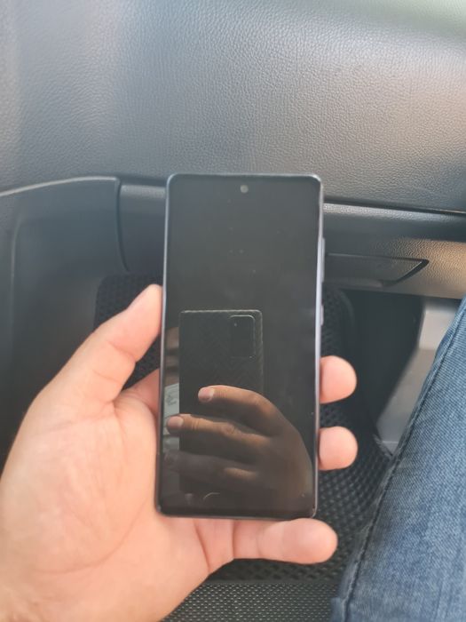 Samsung s20 fe 6×128