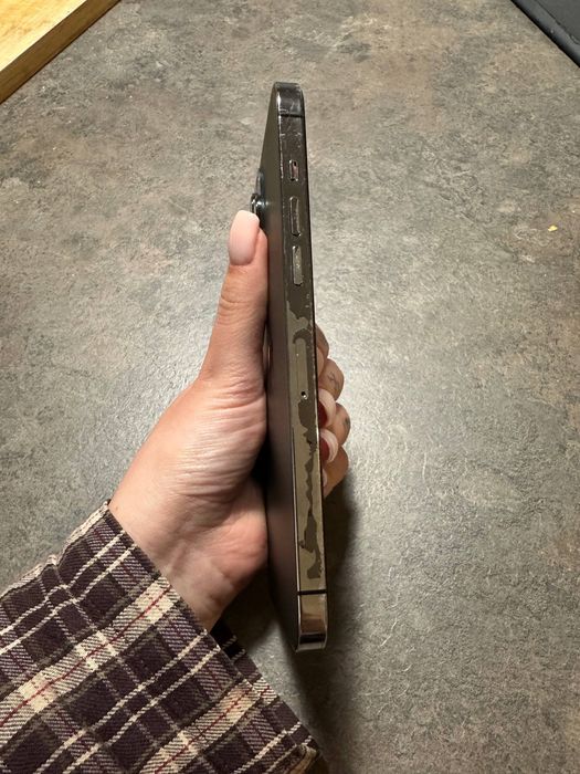 iPhone 12 Pro Max 12