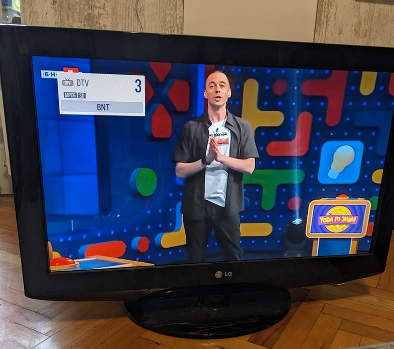 Телевизор 32" LG