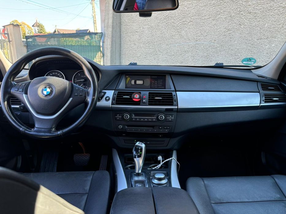 Vând bmw x5 3.0d