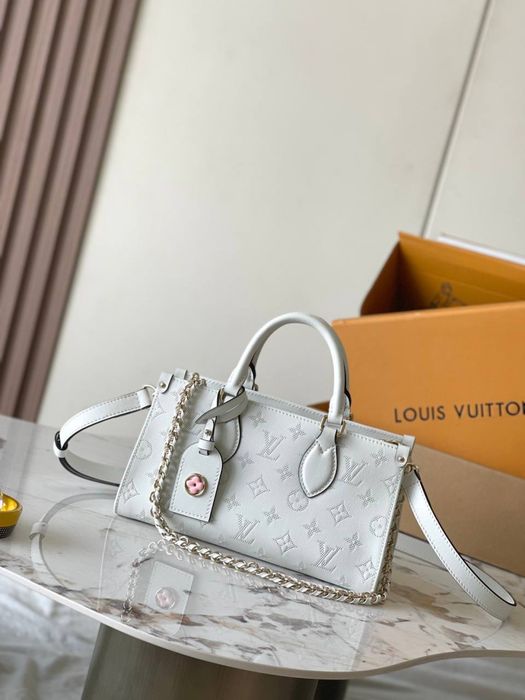 Geanta Louis Vuitton OnTheGo