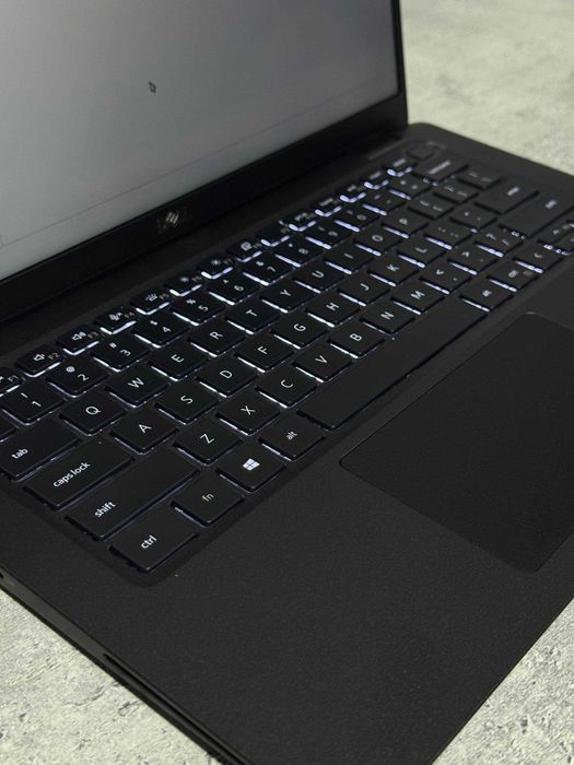 Kuchli Noutbuk Dell Core i7