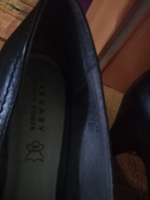 Коженные женские туфли