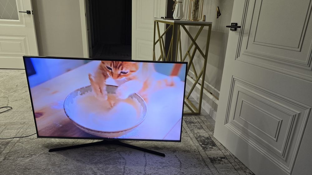 Срочно продам Самсунг смарт тв диоганаль 127