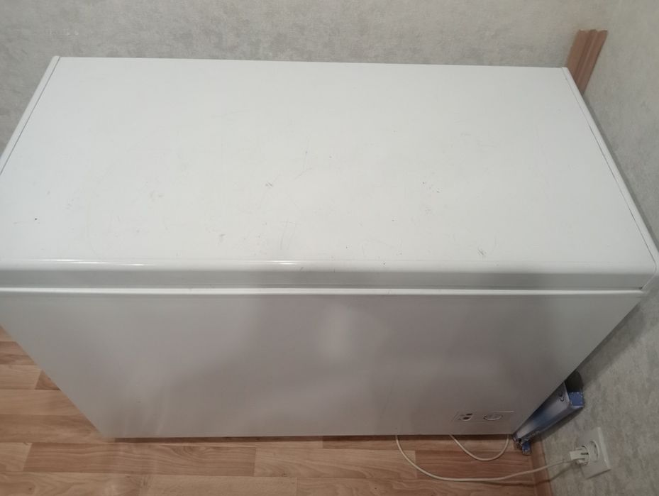 Продам морозильную камеру