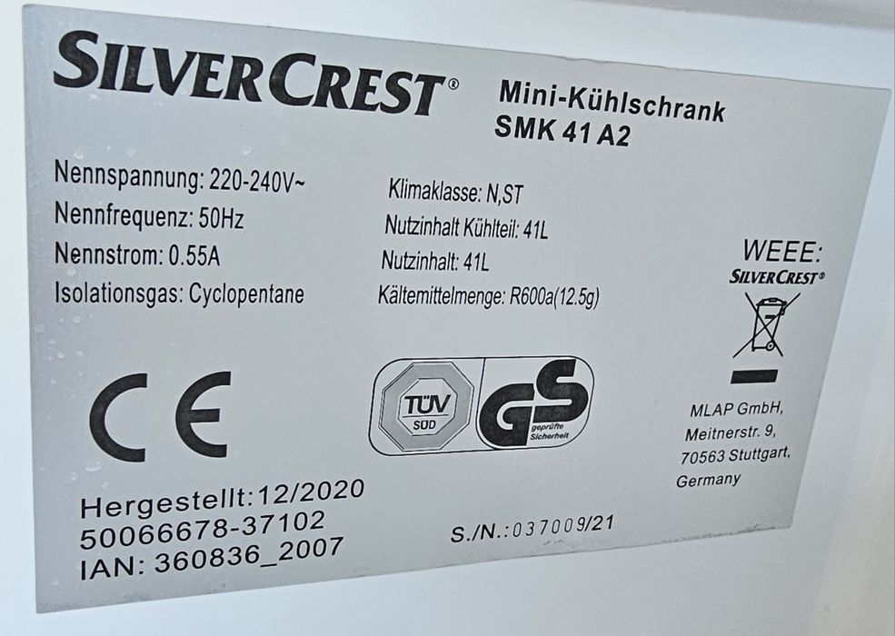 Малък хладилник с фризер SilverCrest