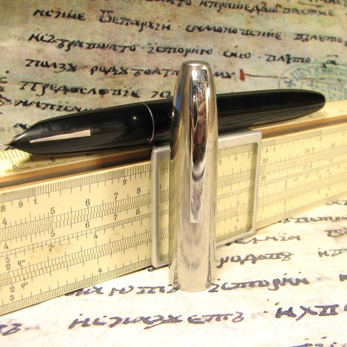 СТАРИ ПИСАЛКИ от 1960-те - Като Нови, Сиви и Черни, Golden Star 565