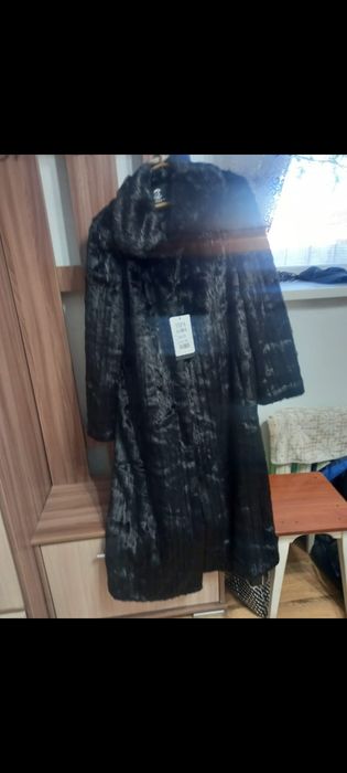 Шуба продаётся новая