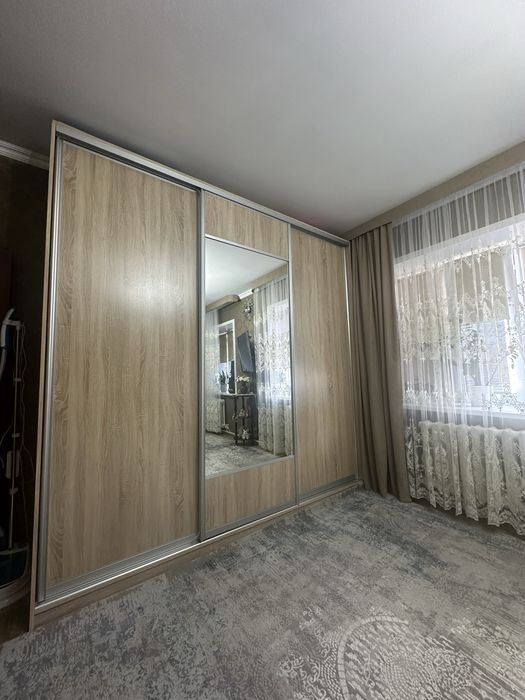 Продам шкаф купе