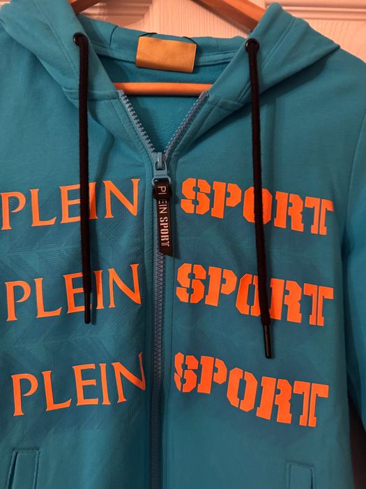 Plein sport zipped hoodie XS