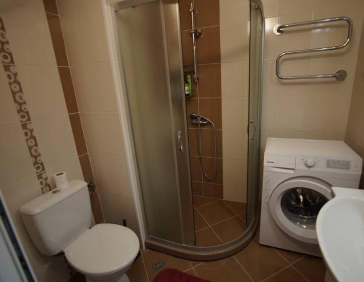 Дава се под наем Двустаен апартамент в Бургас, Лазур - 52 кв.м за 459 € - Снимка #6