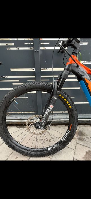 Bicicleta ktm electrica full suspension