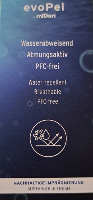 Размеры 48,50,52.  Плащ софтшелл немецкий!