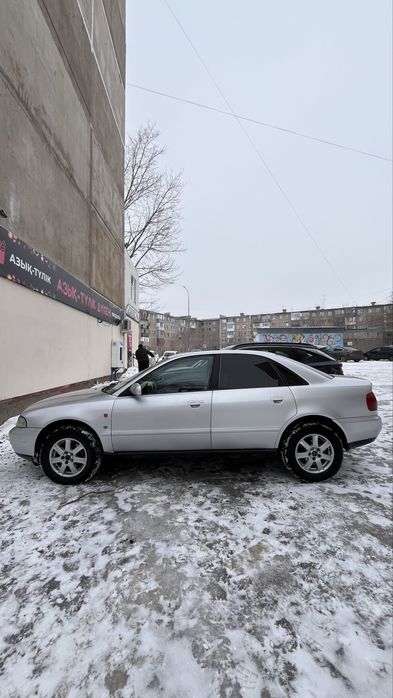 Ауди  автомат  А4  Б5