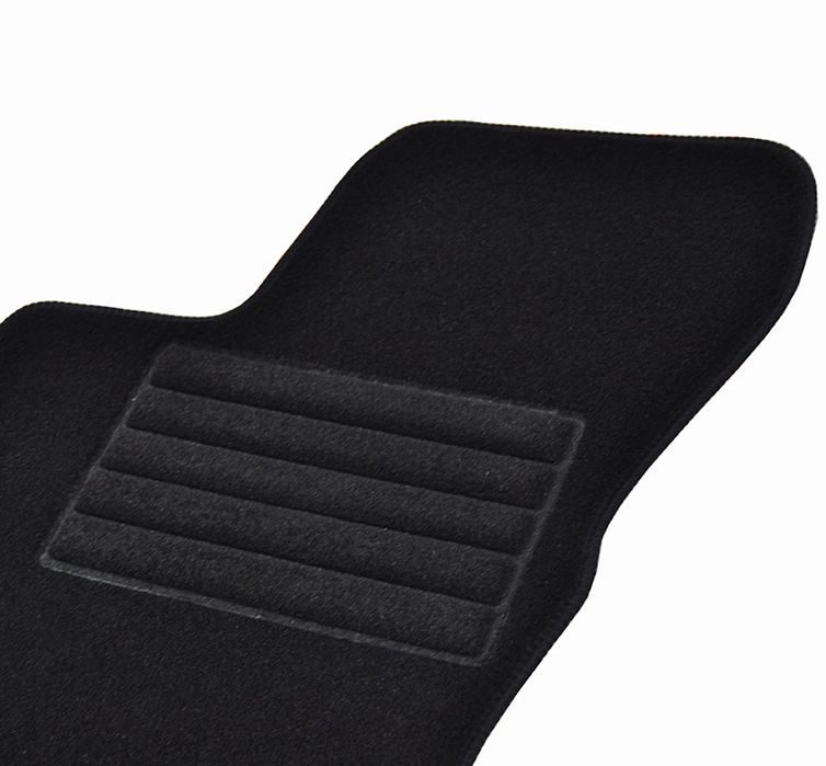 Covorase mocheta Alfa Romeo 147 3 usi/5 usi 10.2000-2008; GT 1/2004-6/2010 Negru. set de 4 bucati