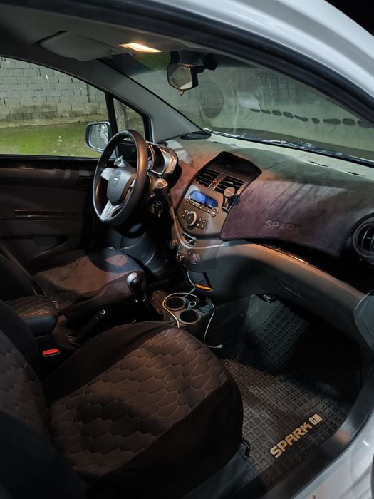 Spark 2020 yil 33.000km 1.25 L