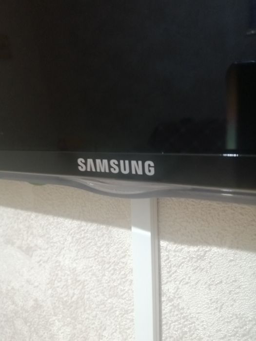 Телевизор Samsung 32 диагональ