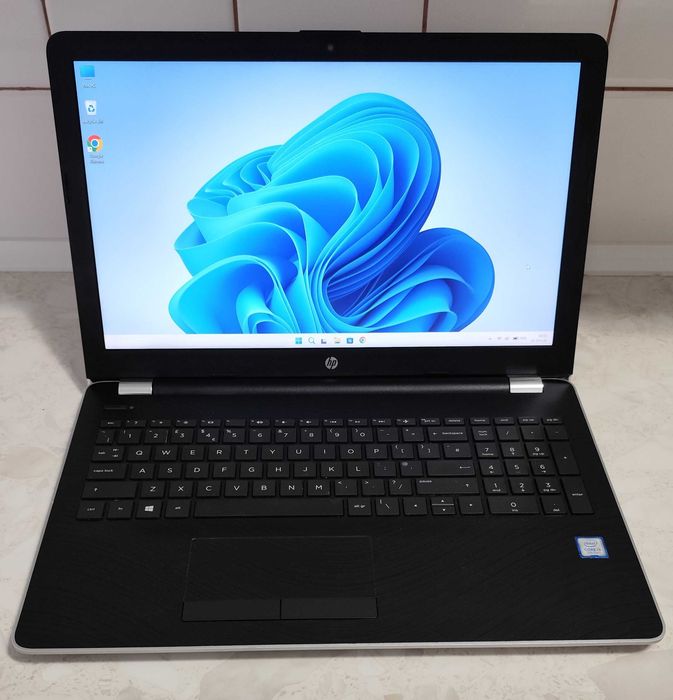 Laptop HP 15-Intel i3 gen7-ddr4