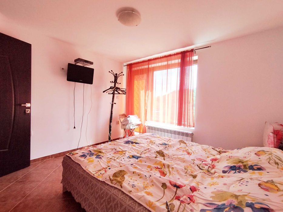 Продава къща в с. Горочевци