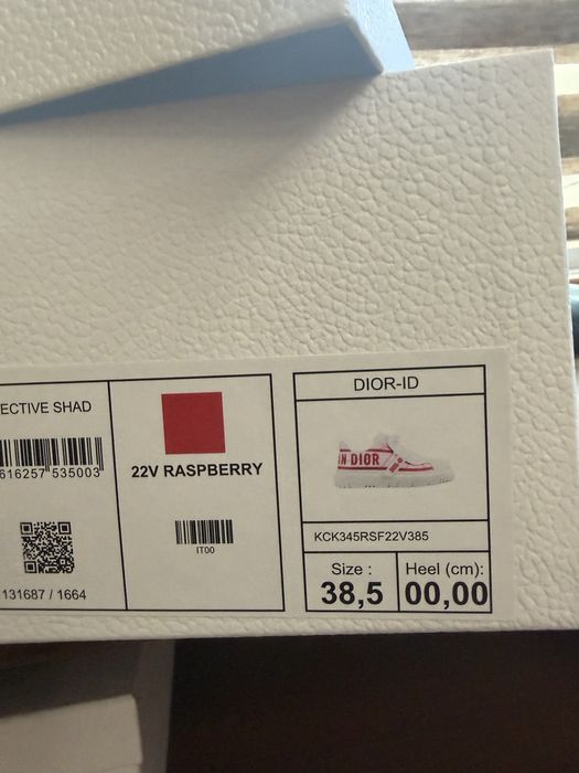 Кецове Dior в бяло и цикламено