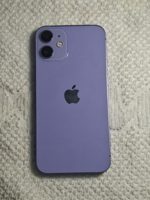 IPhone 12 mini 128 GB в красивом фиолетовом цвете