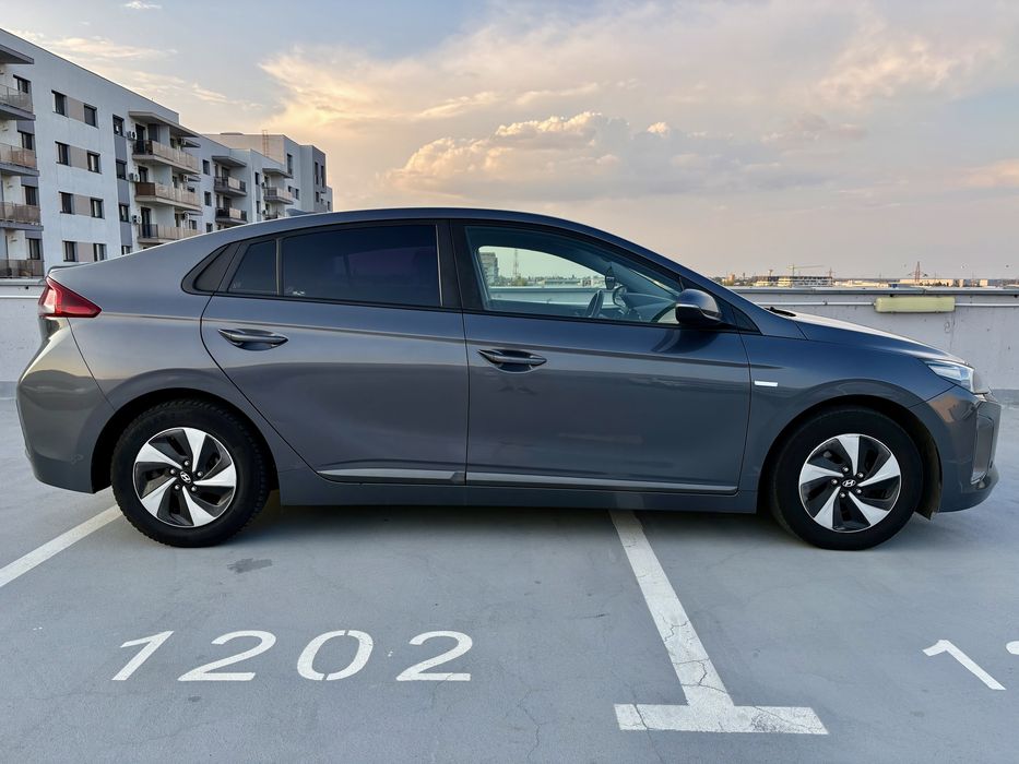 Hyundai Ioniq Hybrid