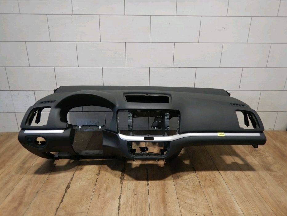 Plansa bord Volkswagen Sharan 7n original