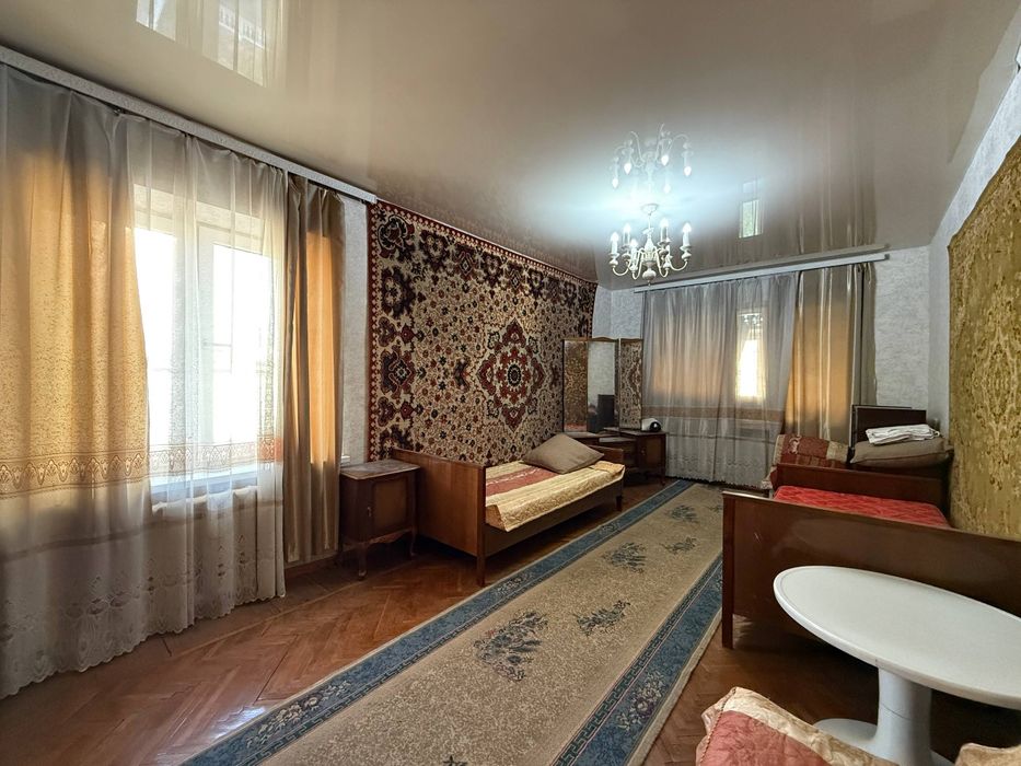 2в 3/5/5 на Дружбе Народов, лифт.кирпич. 100 кв.м.