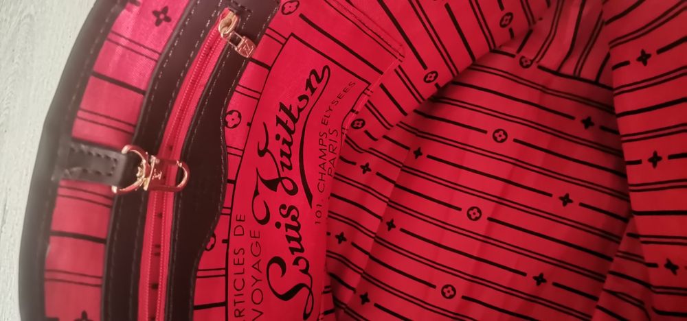 Louis Vuitton дамска чанта