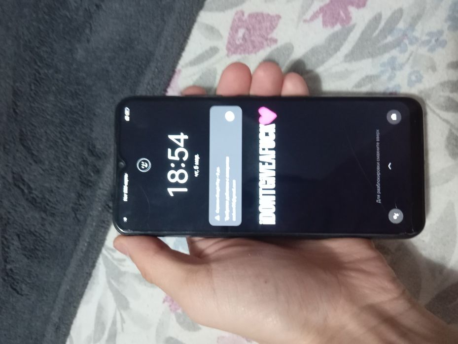 телефон realme c25