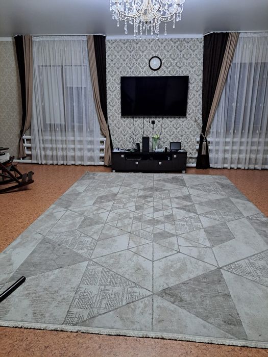 Продам коттедж в центре города