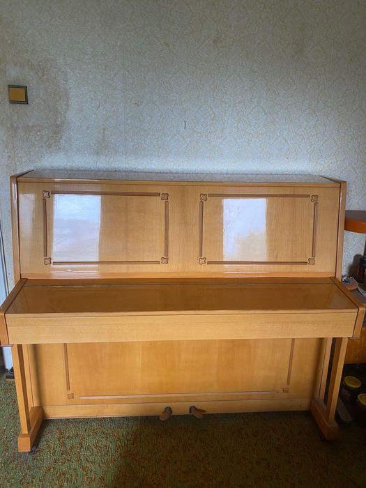 Пиано “Украйна” - в отлично състояние