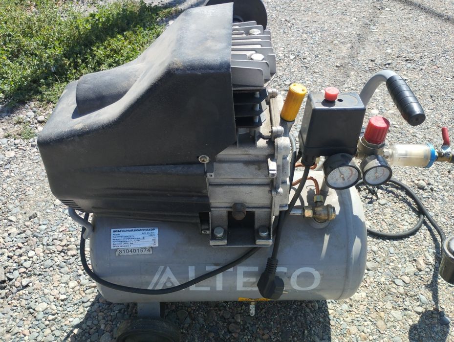 Компрессор маленький