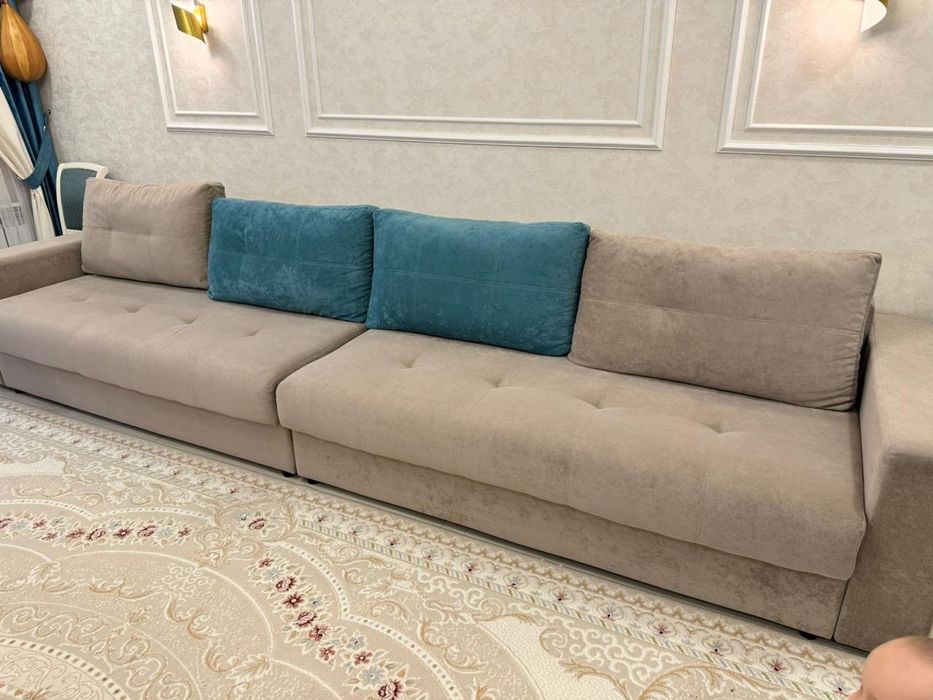 Продаю диван красивый